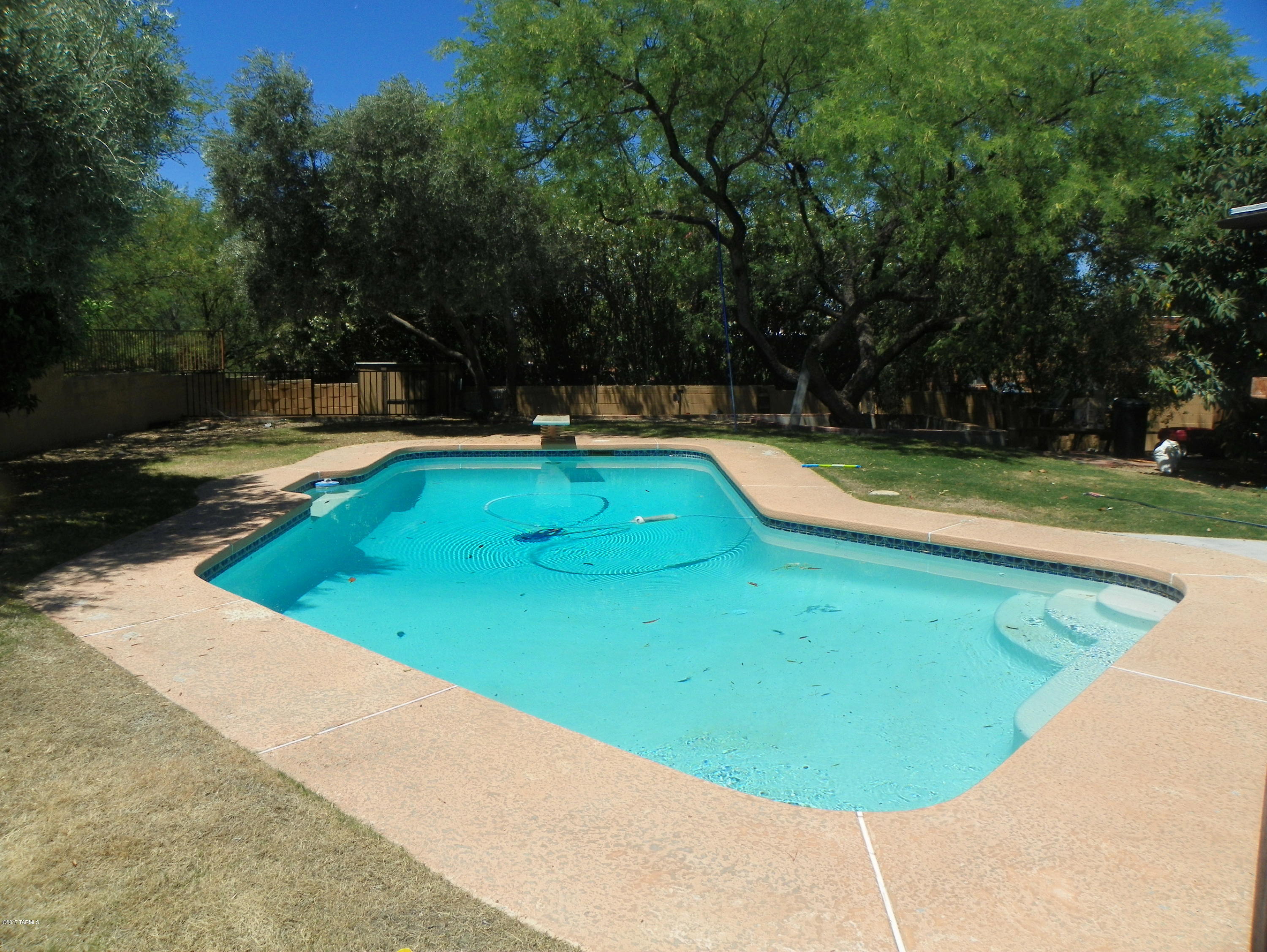 7910 E Garland Road