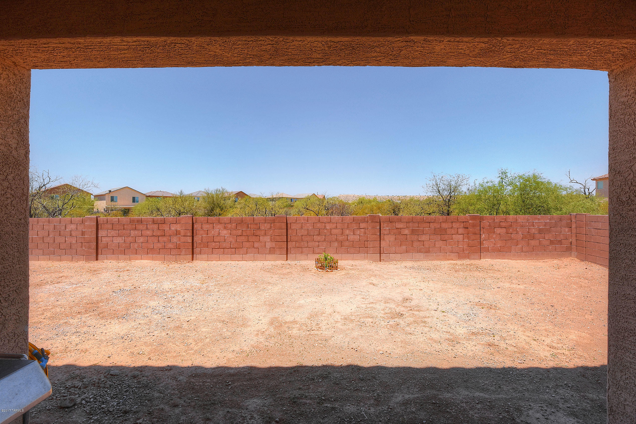 857 W Placita Caney