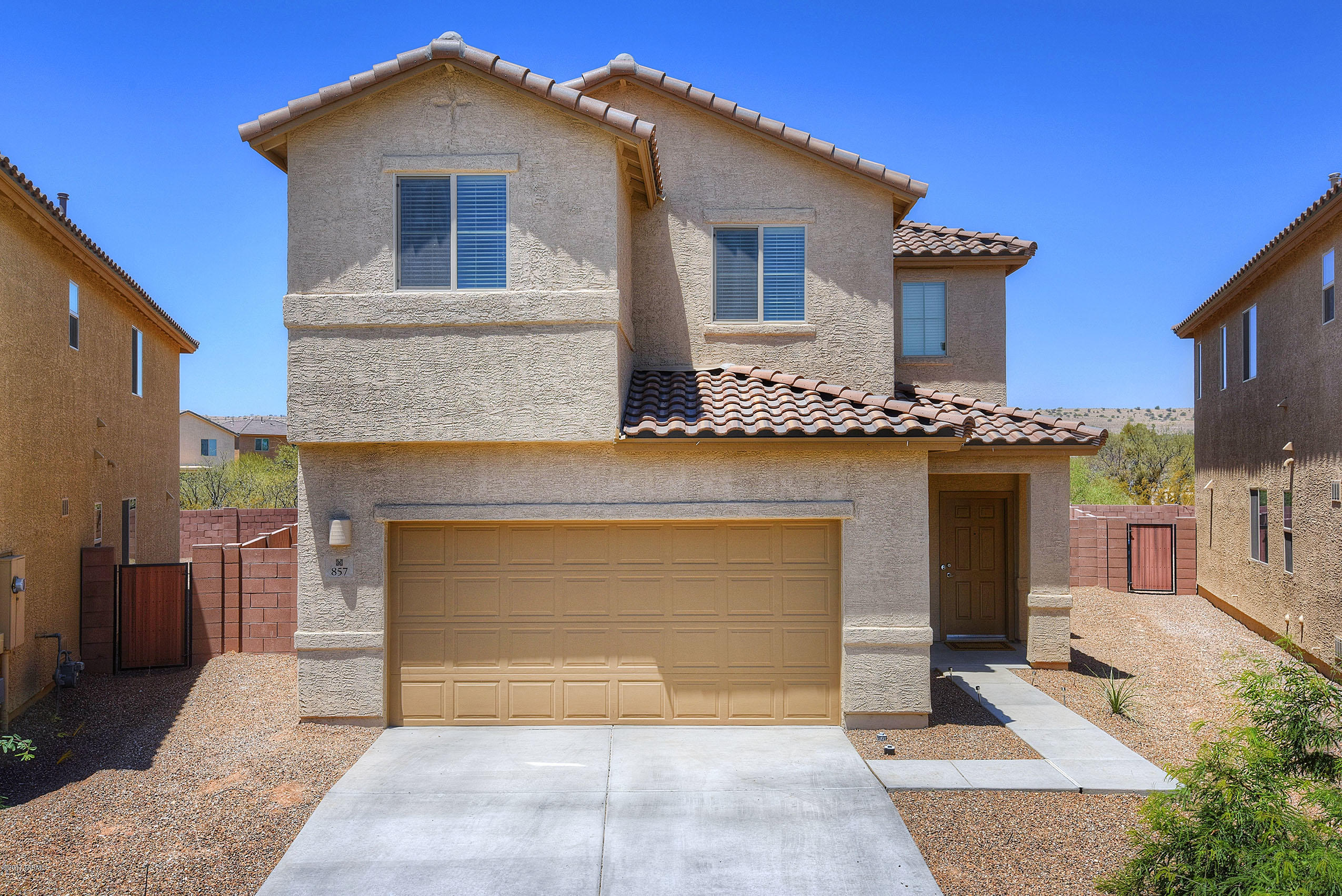 857 W Placita Caney