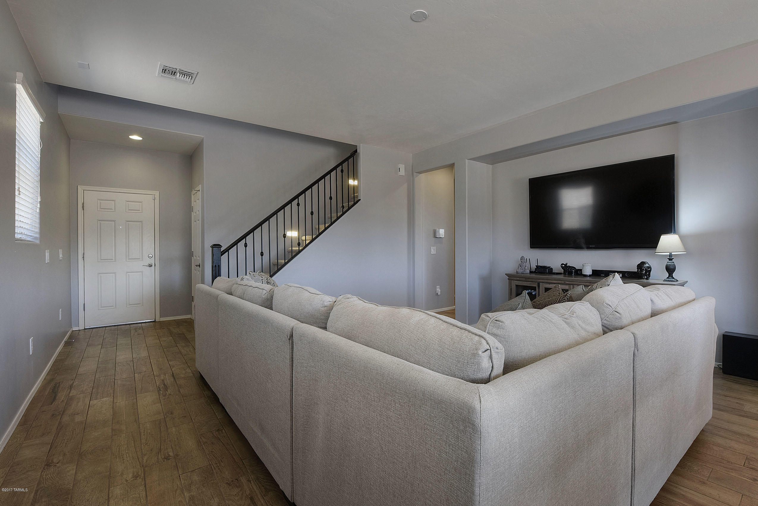 857 W Placita Caney
