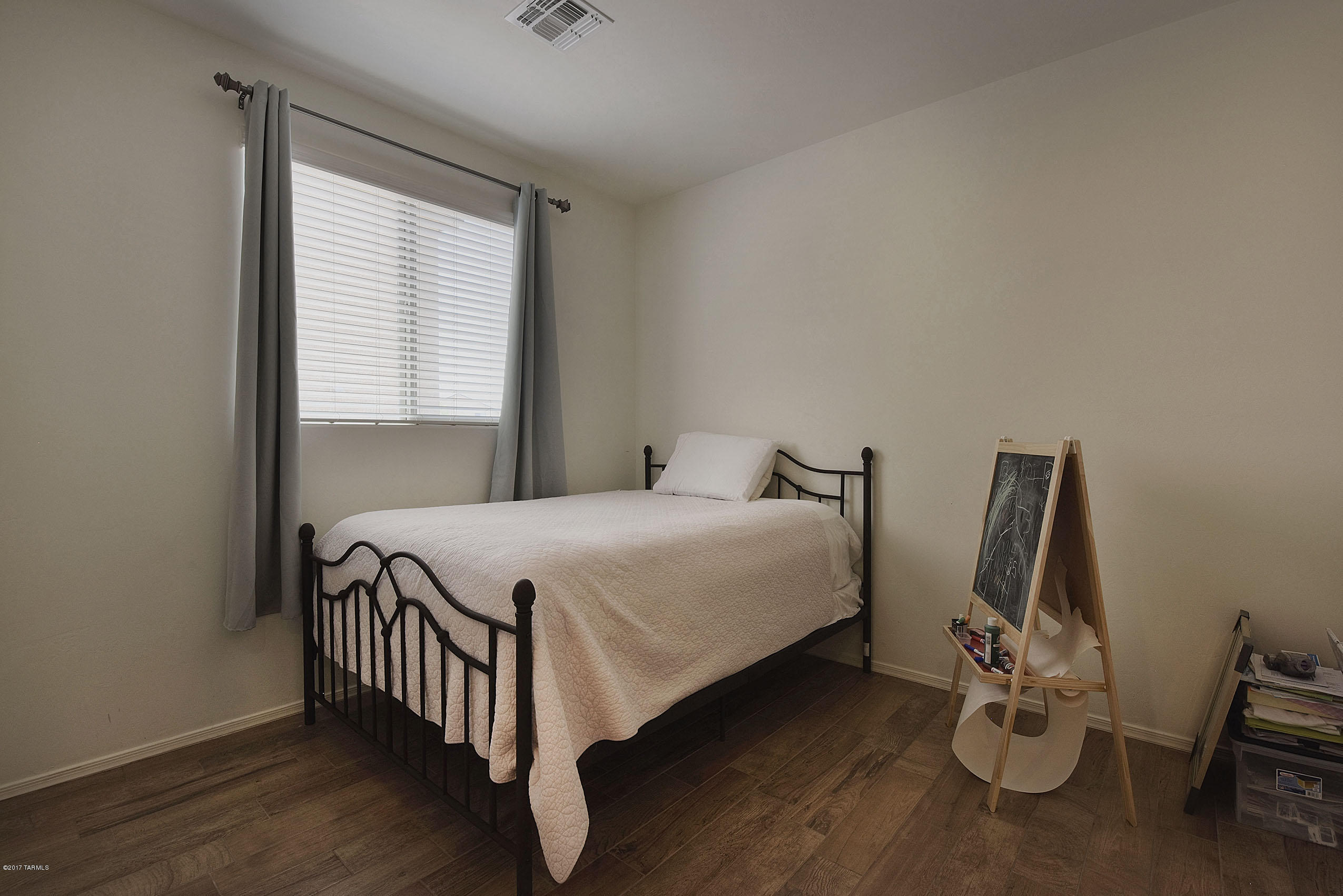 857 W Placita Caney