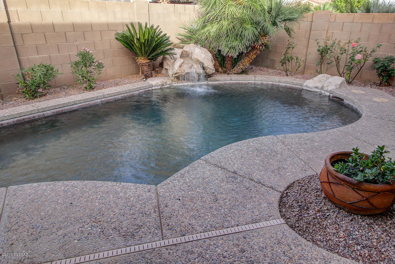 96 W Camino Rancho Cielo