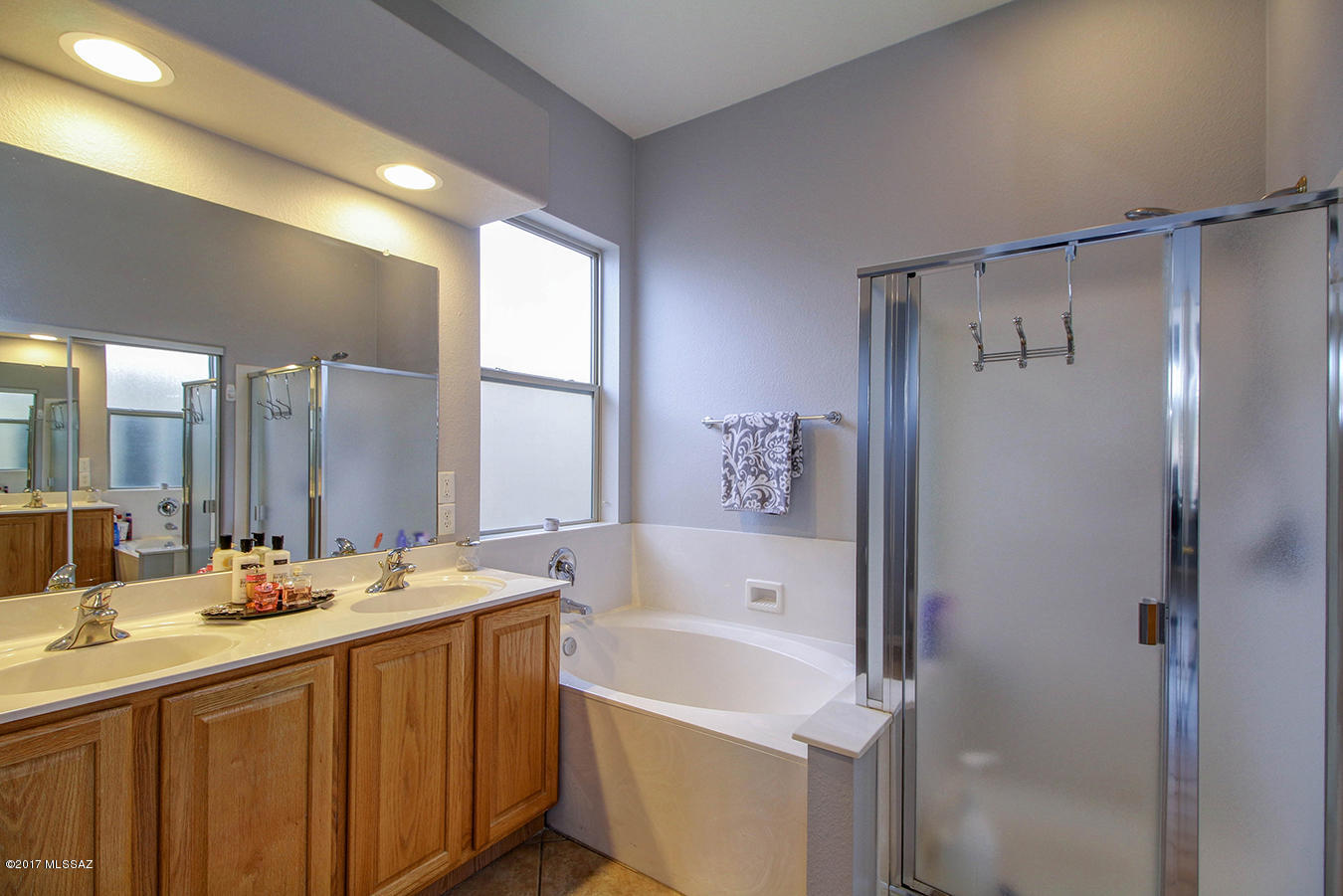 96 W Camino Rancho Cielo
