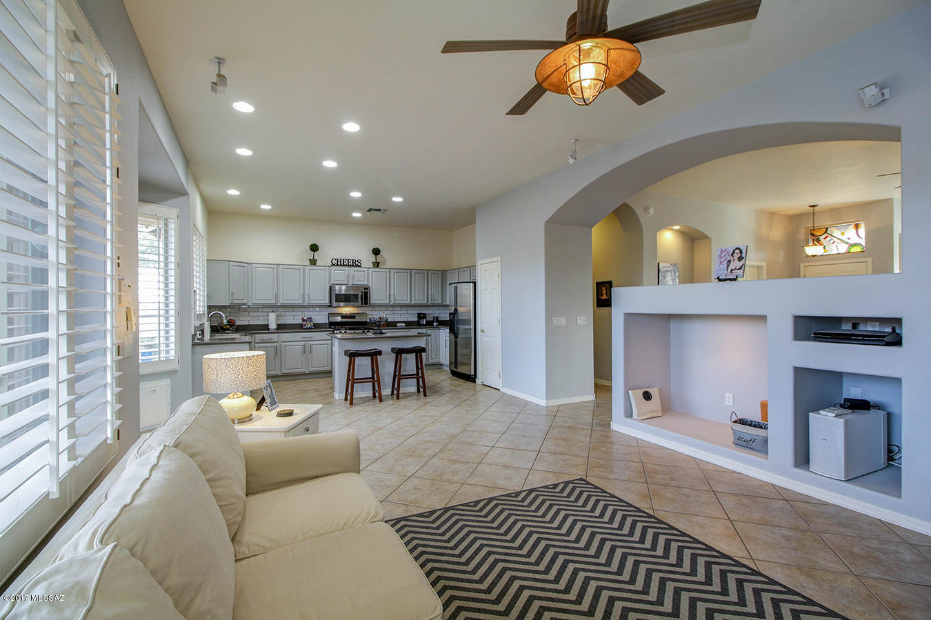 96 W Camino Rancho Cielo