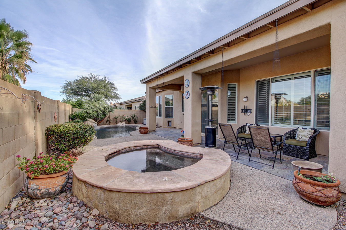 96 W Camino Rancho Cielo