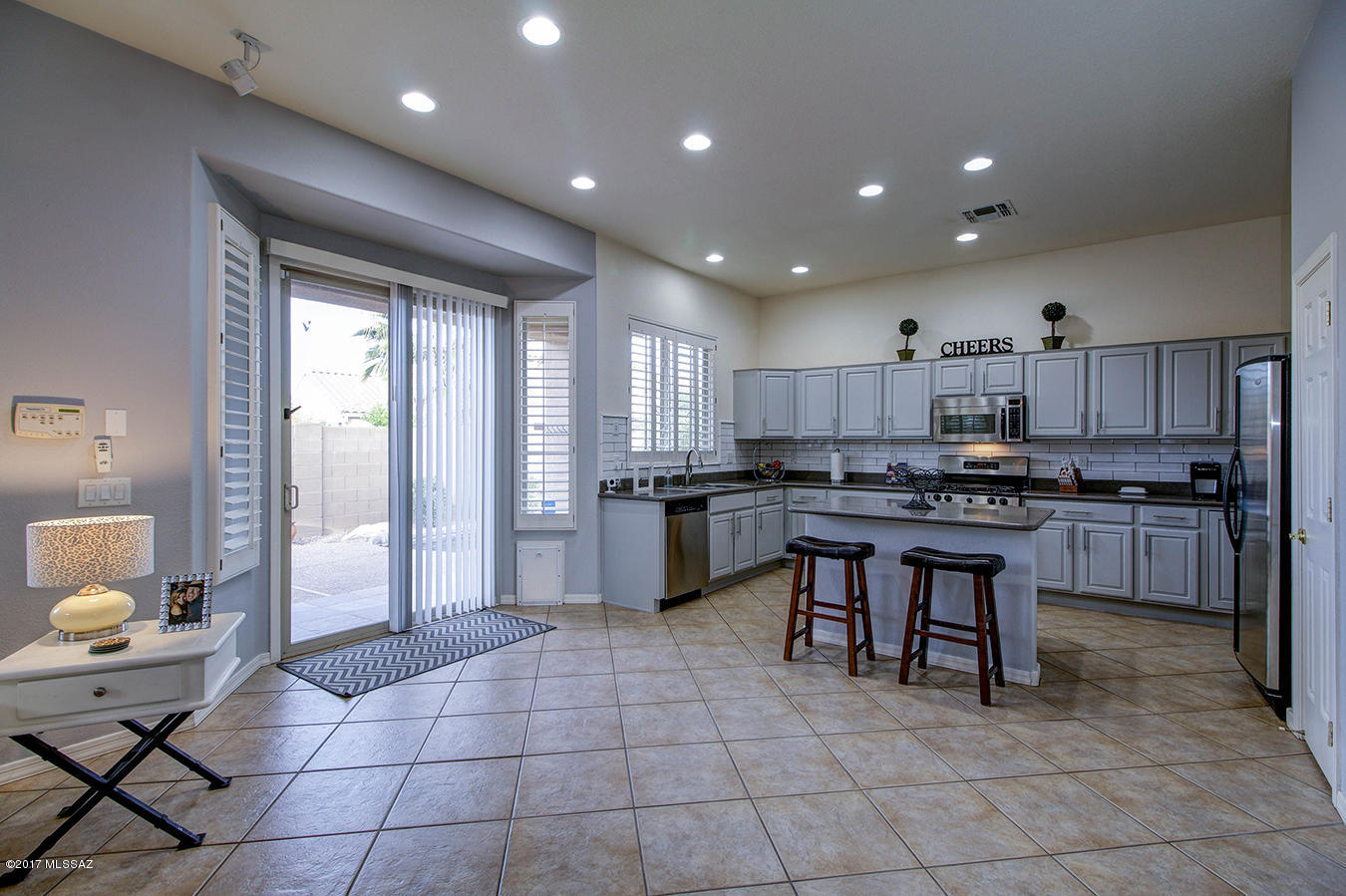 96 W Camino Rancho Cielo