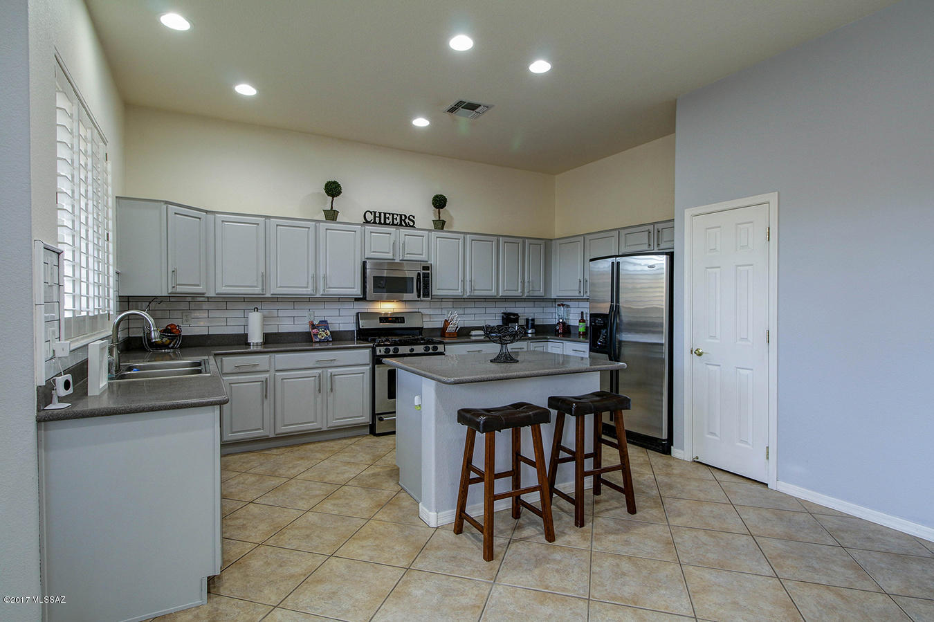 96 W Camino Rancho Cielo