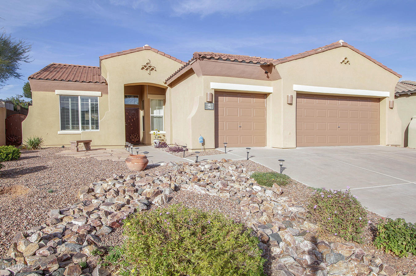 96 W Camino Rancho Cielo