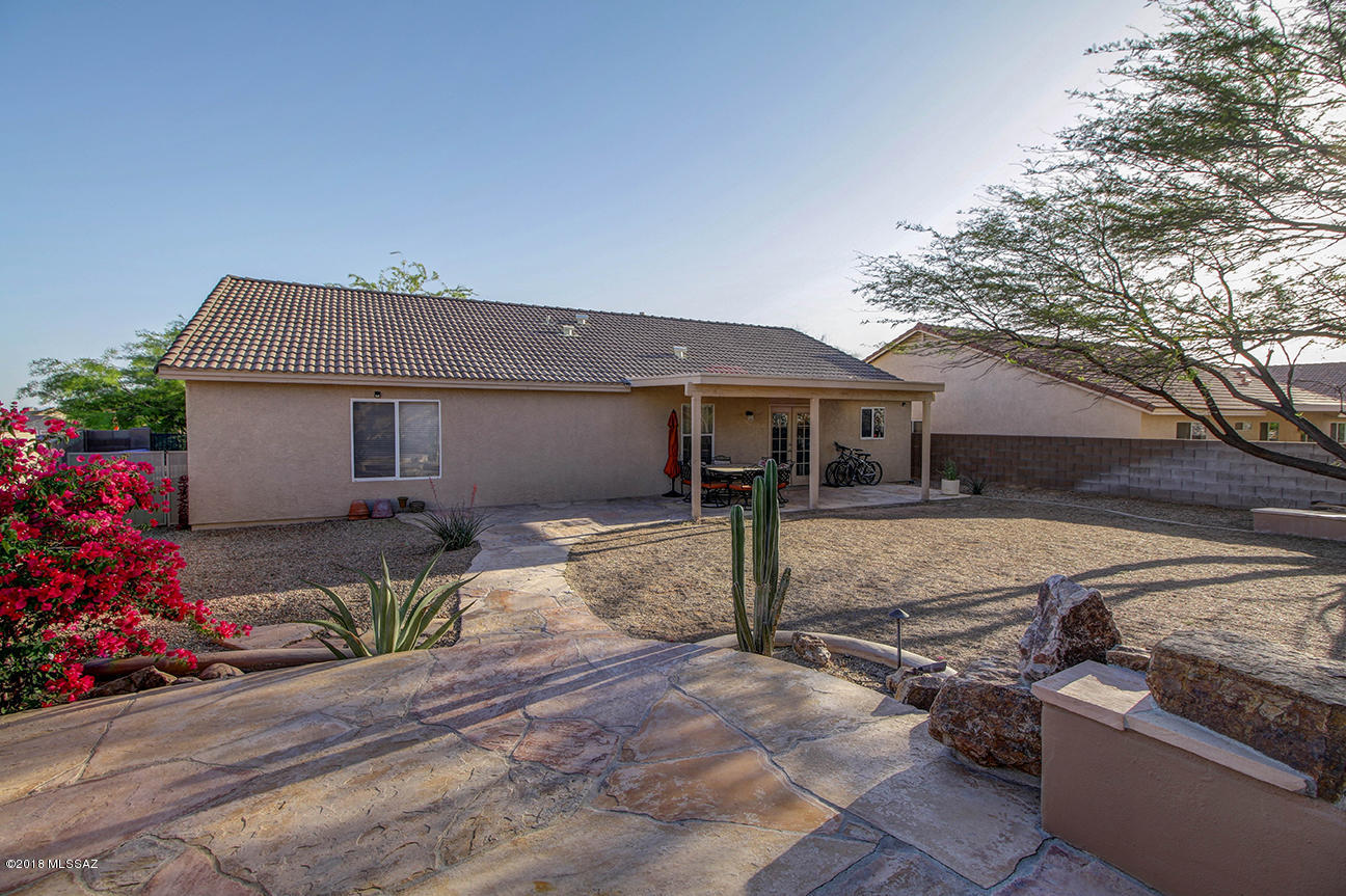 5434 W Fresnal Canyon Place