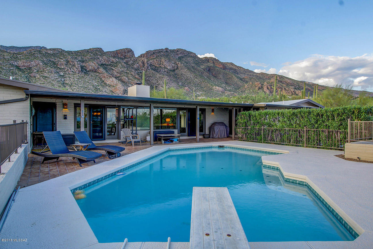 4440 E Quivira Place