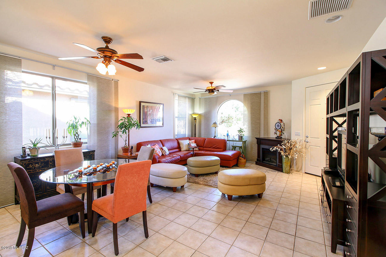 10107 S Azure Surrey Drive