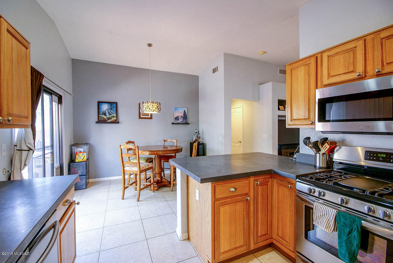 3822 N Nash Creek Court