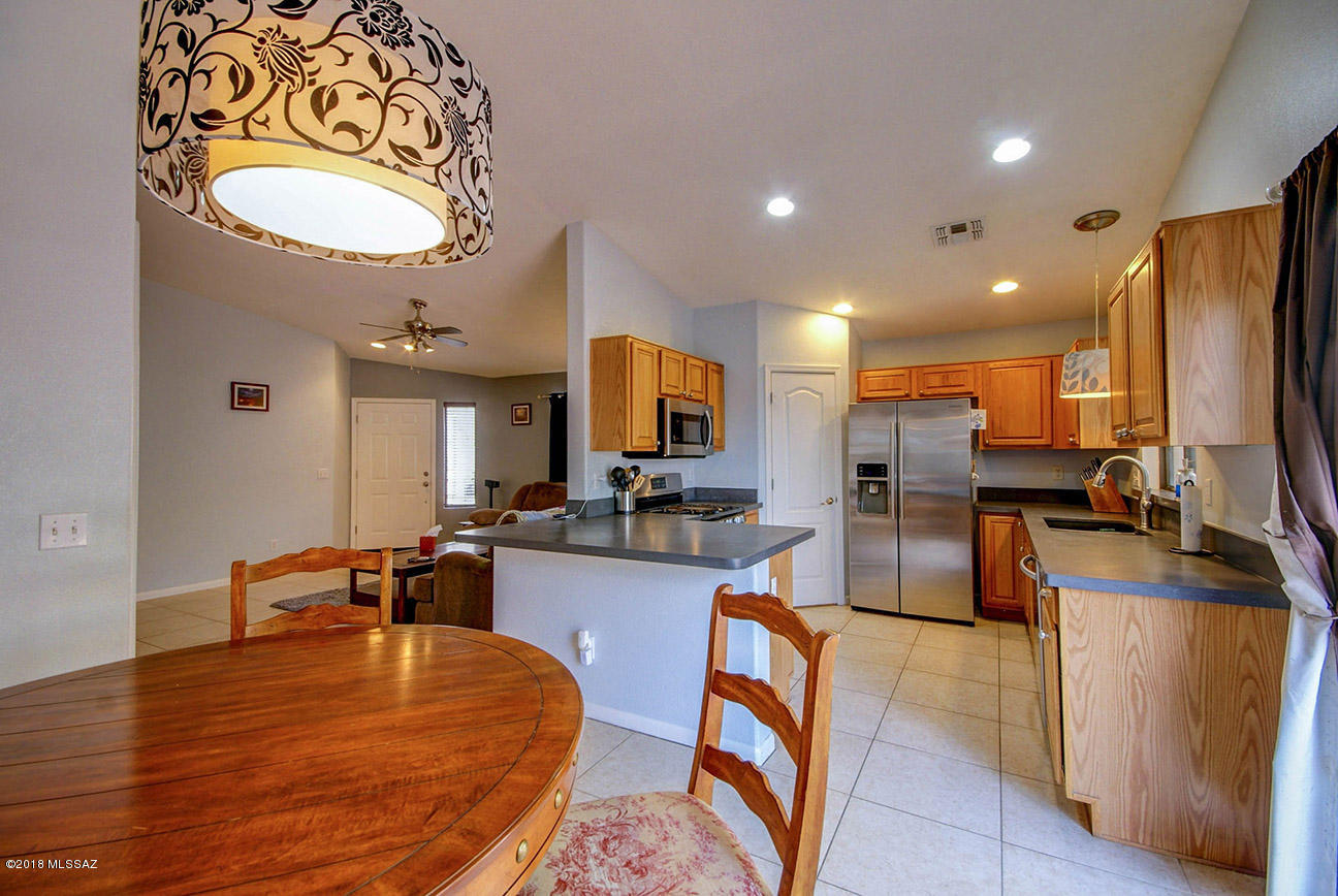 3822 N Nash Creek Court