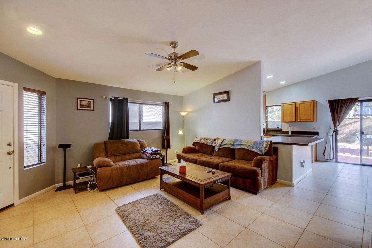 3822 N Nash Creek Court