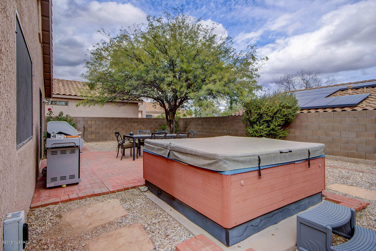 3822 N Nash Creek Court