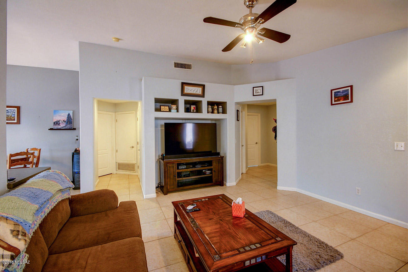3822 N Nash Creek Court