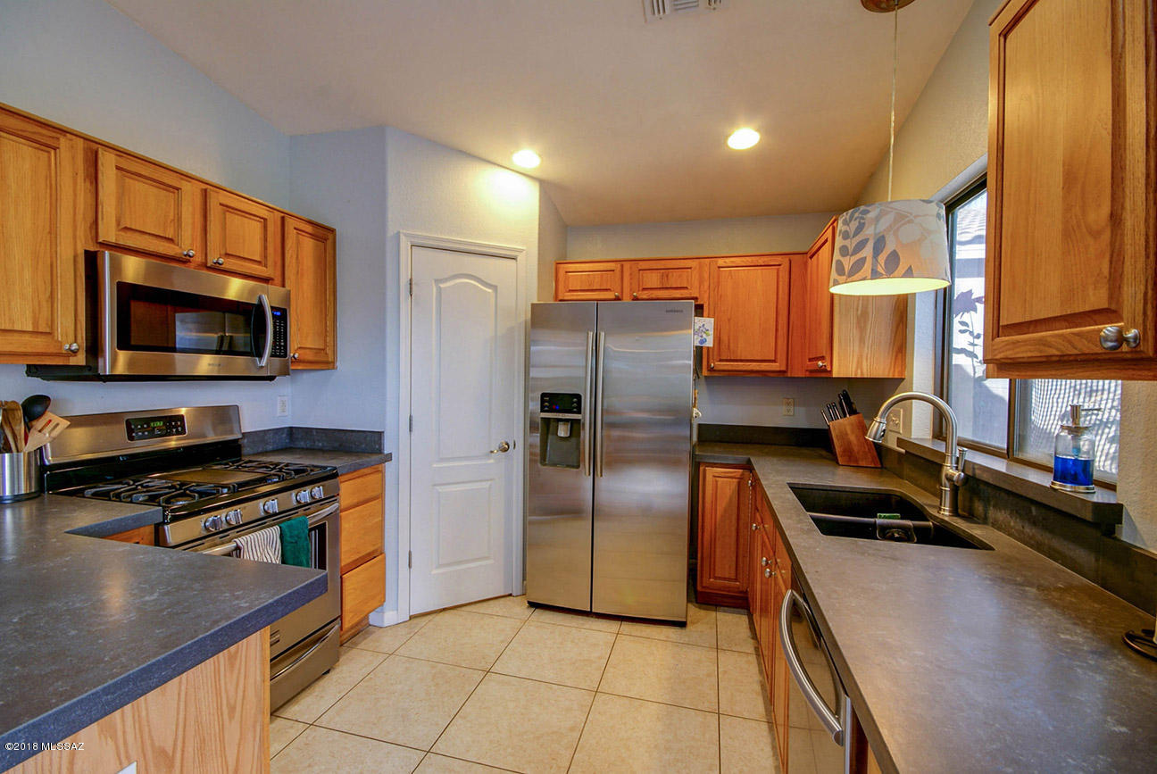 3822 N Nash Creek Court