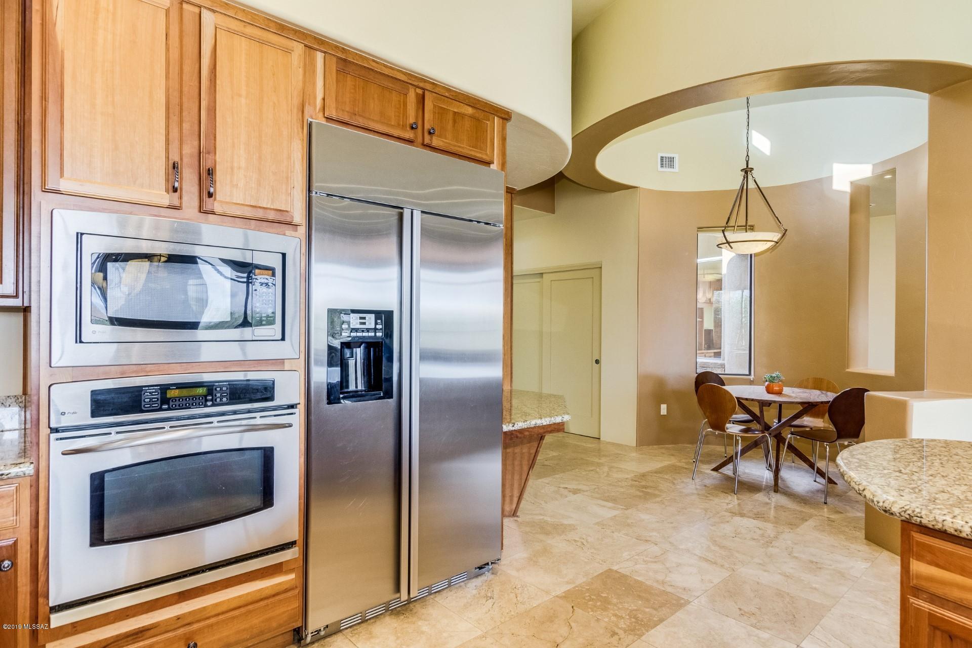 971 W Lone Mesquite