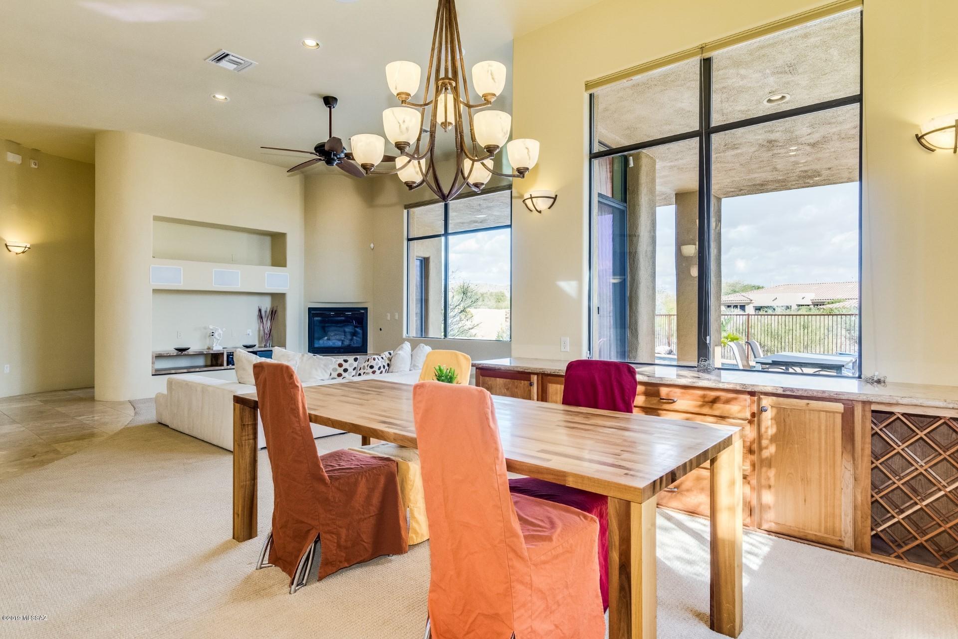 971 W Lone Mesquite