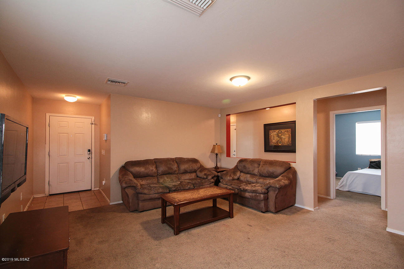 7063 S Spring Beauty Way