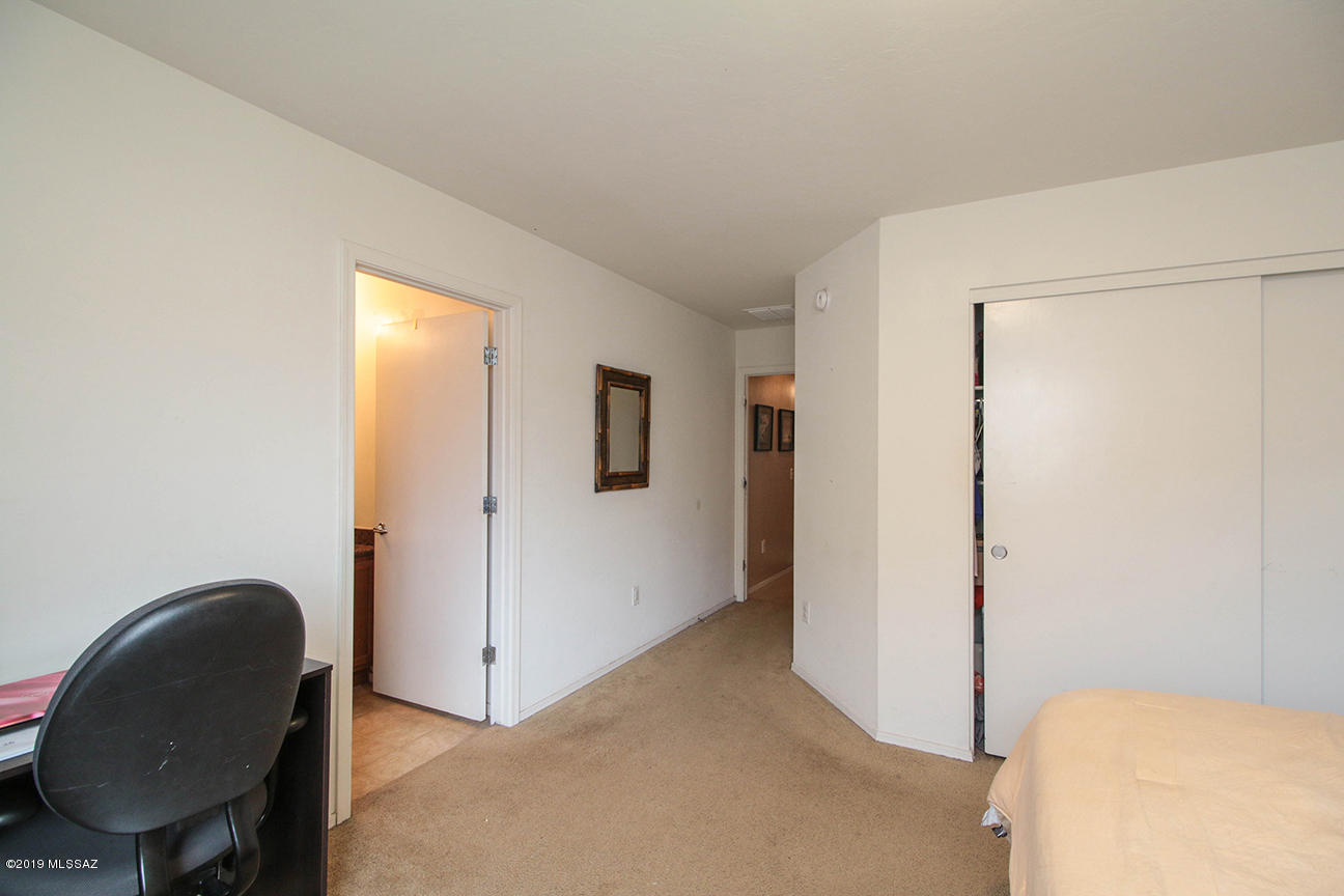 7063 S Spring Beauty Way
