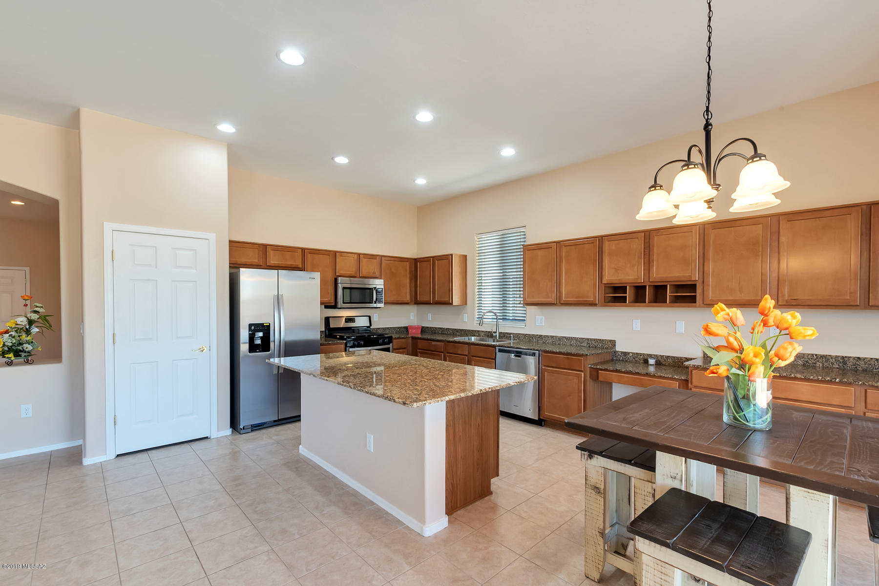 8244 W Calle Sancho Panza