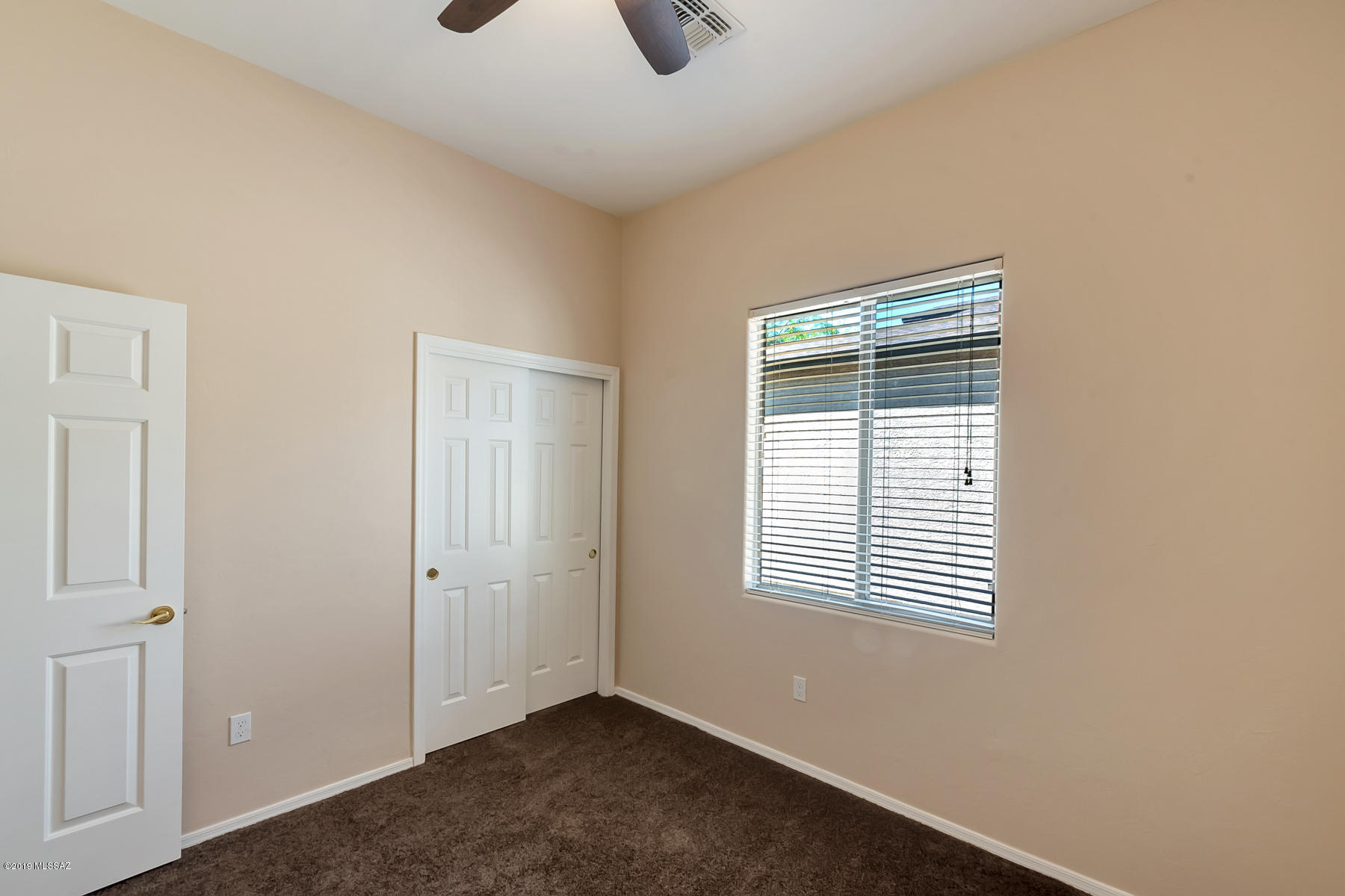 8244 W Calle Sancho Panza