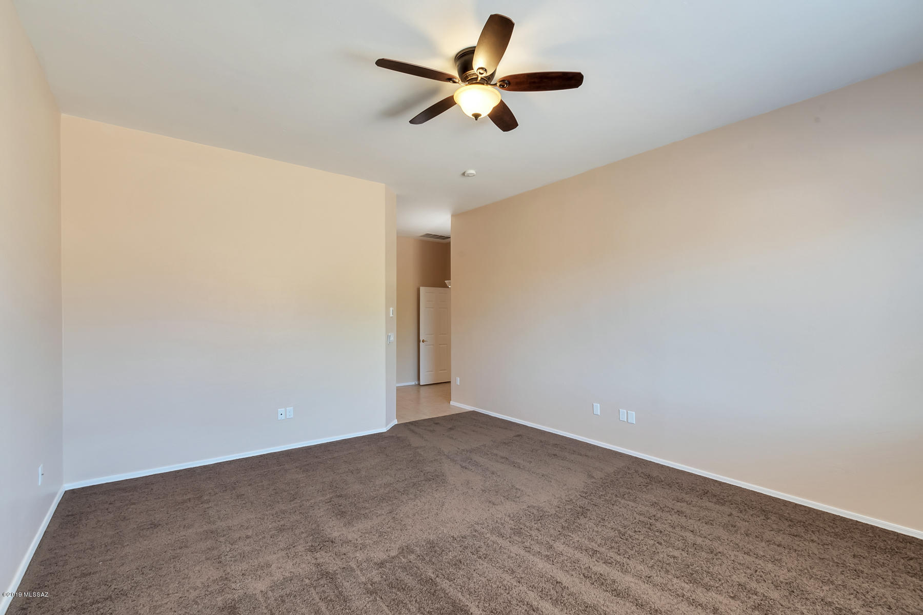 8244 W Calle Sancho Panza