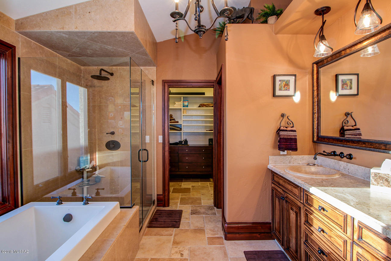 3884 E Calle Cayo