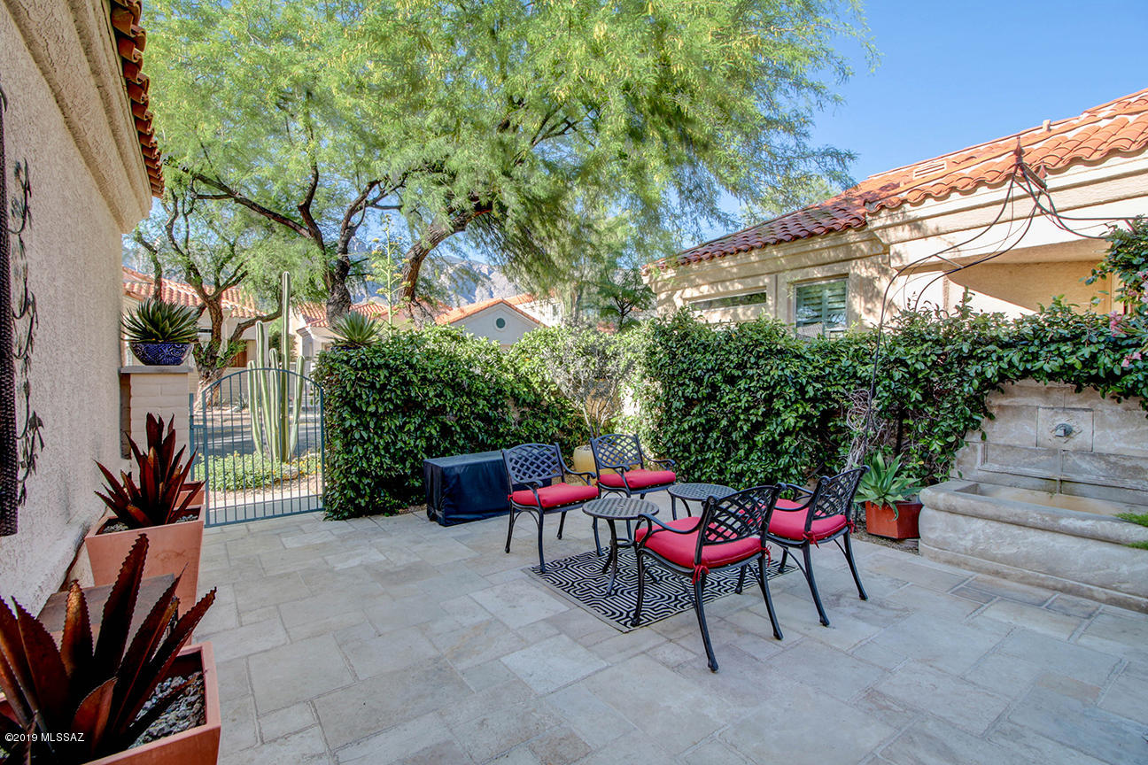 3884 E Calle Cayo