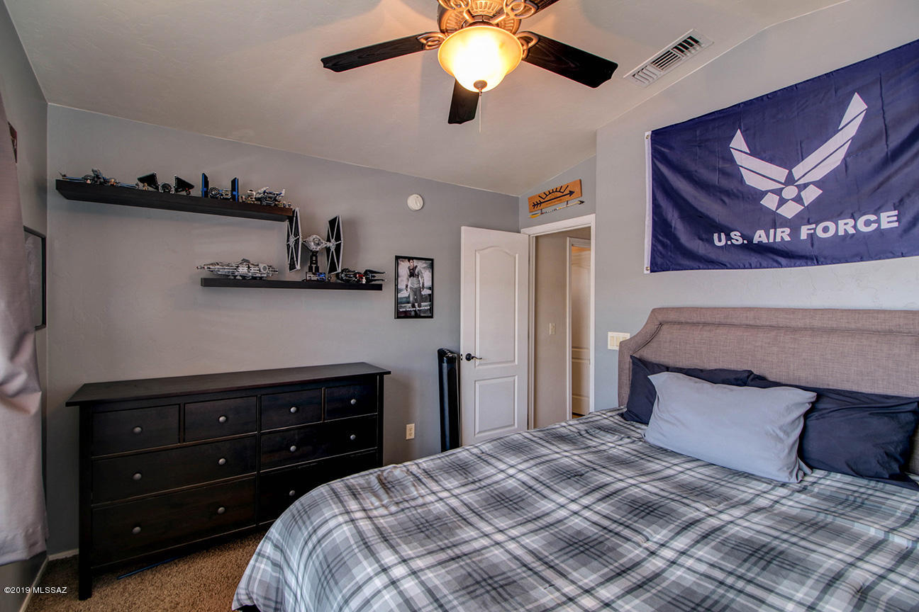 312 W Sugar Loaf Road