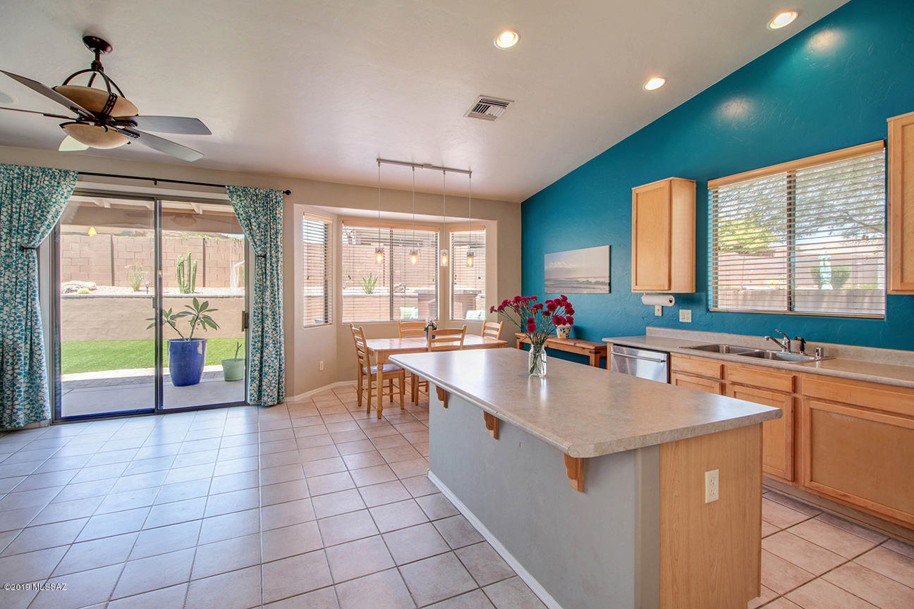 312 W Sugar Loaf Road