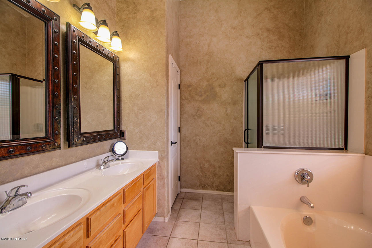 312 W Sugar Loaf Road