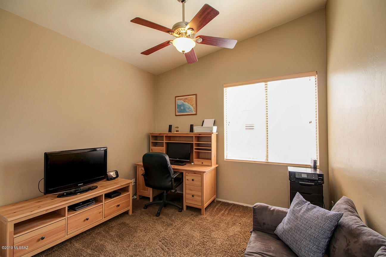 312 W Sugar Loaf Road