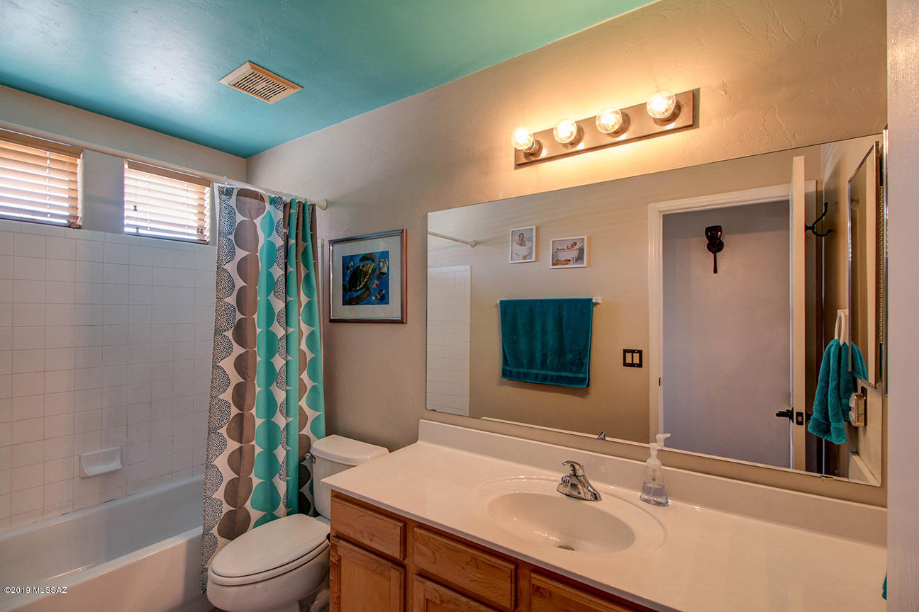 312 W Sugar Loaf Road