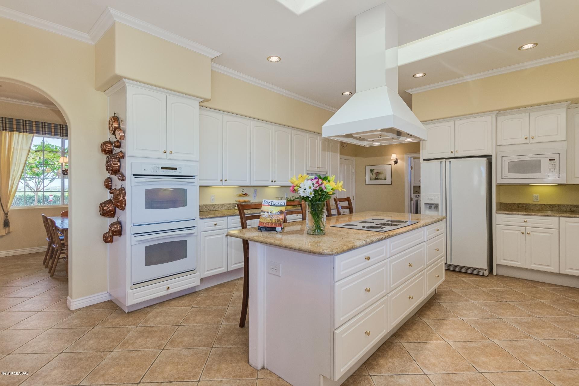 200 Santa Rita Court