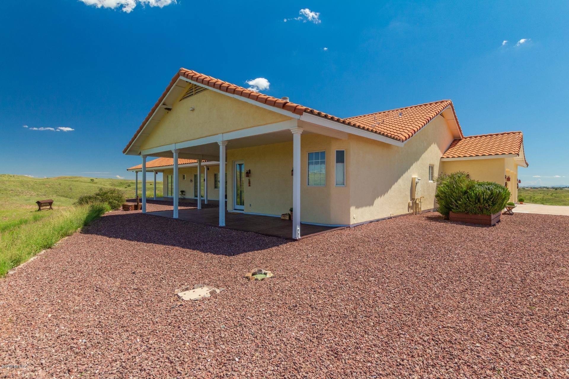 200 Santa Rita Court