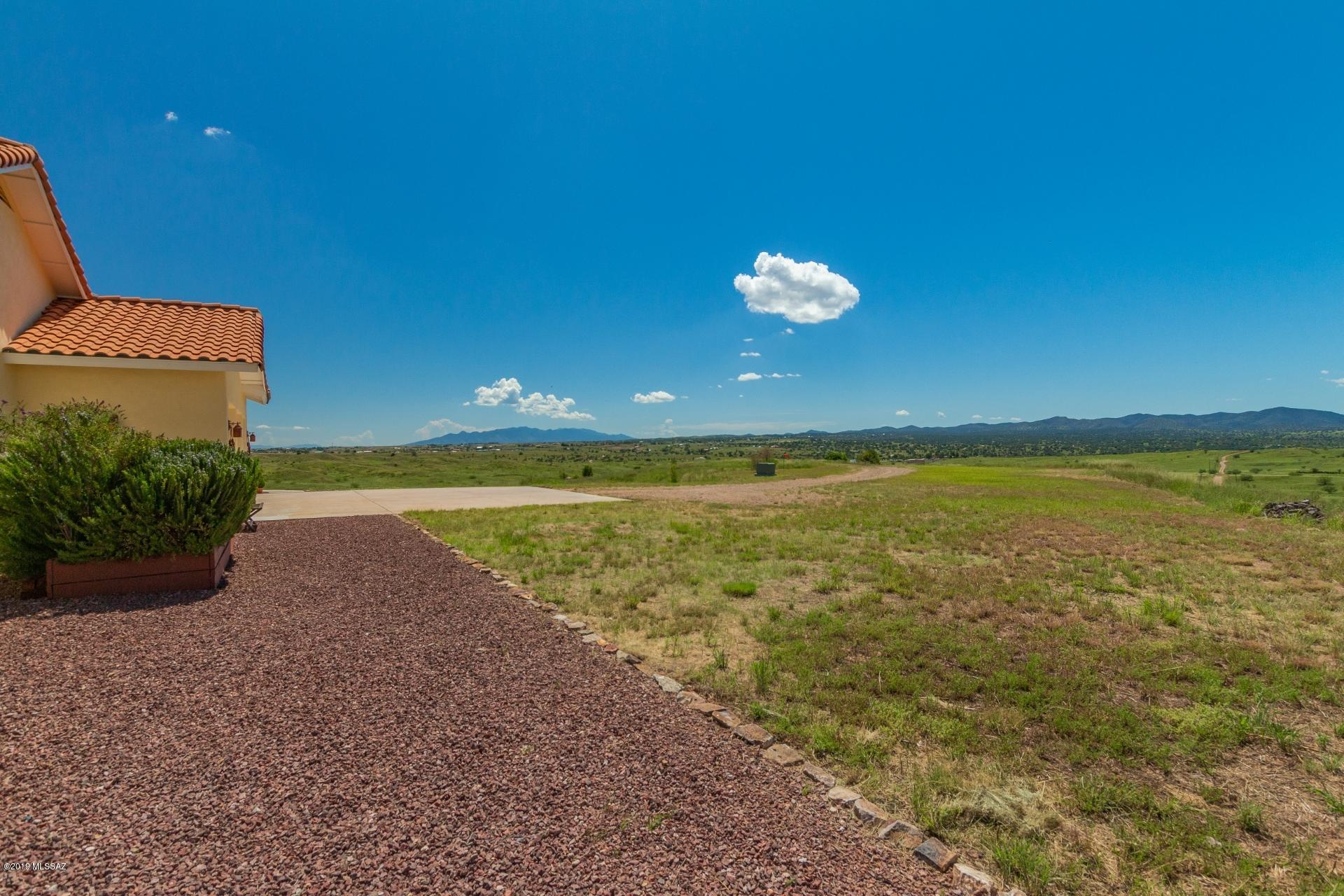 200 Santa Rita Court