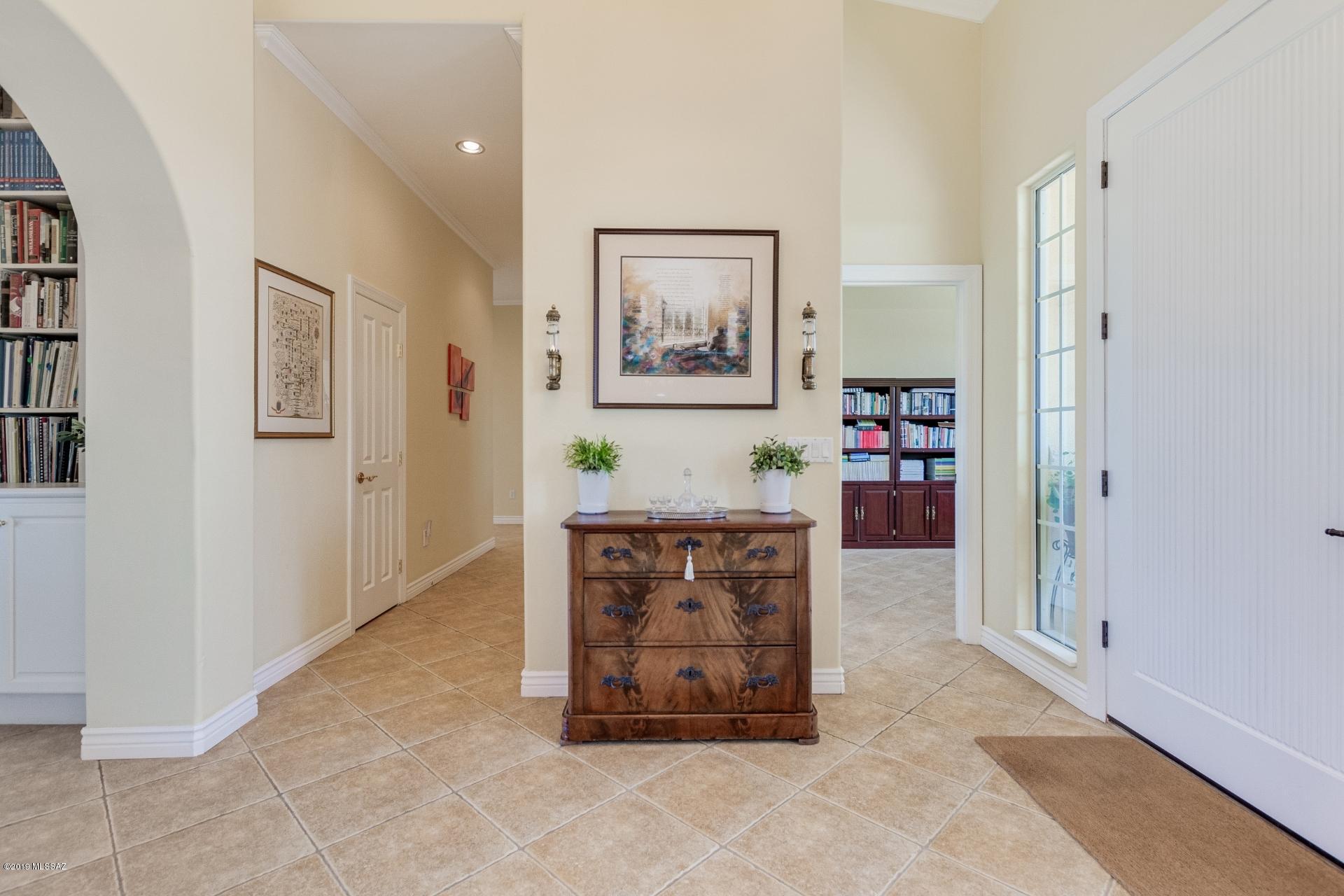 200 Santa Rita Court