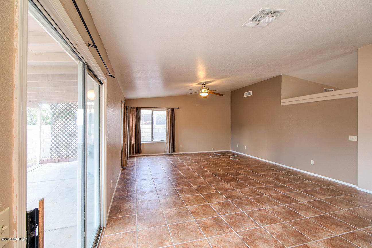 9955 E Depot Drive