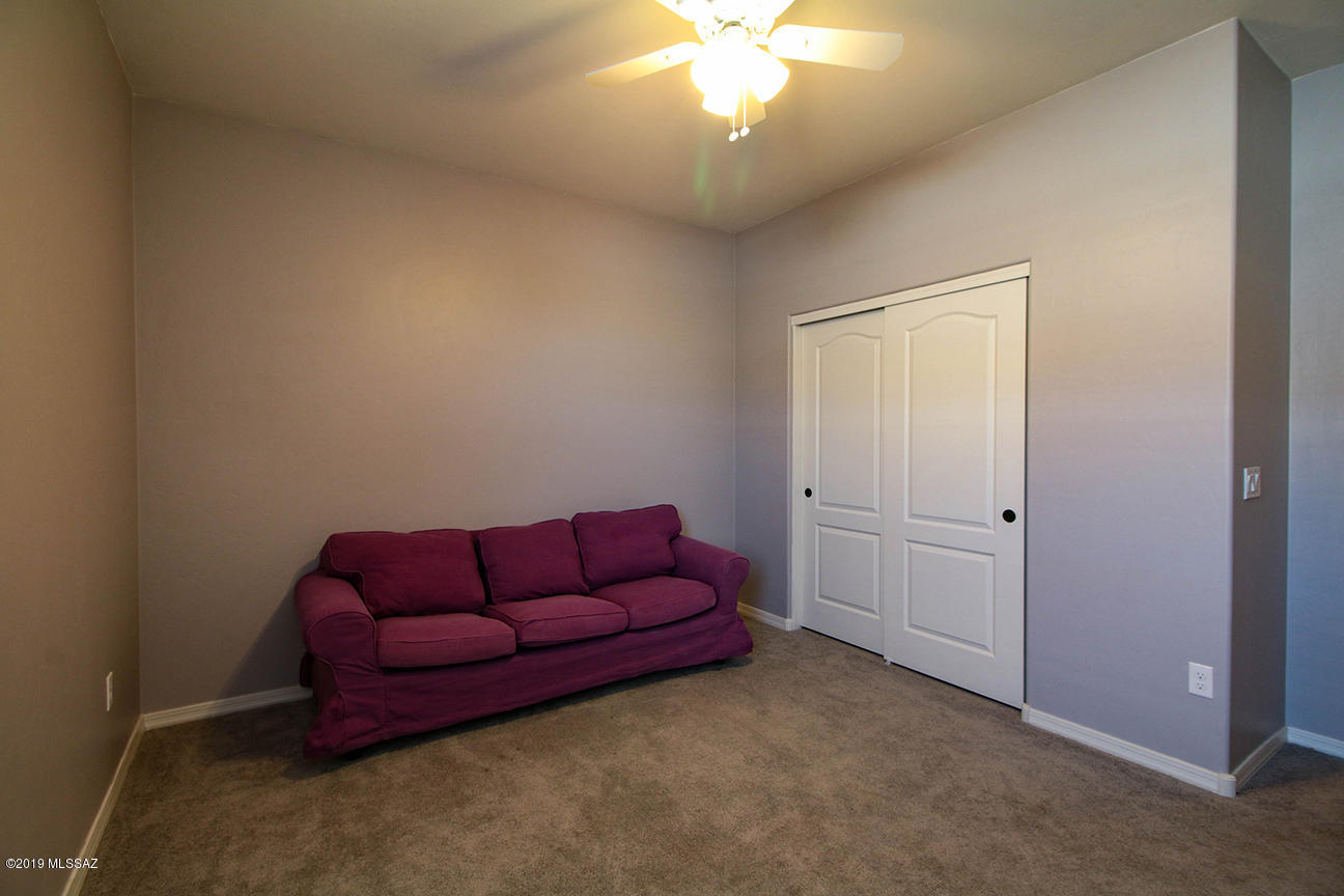 11558 W Foxberry Drive