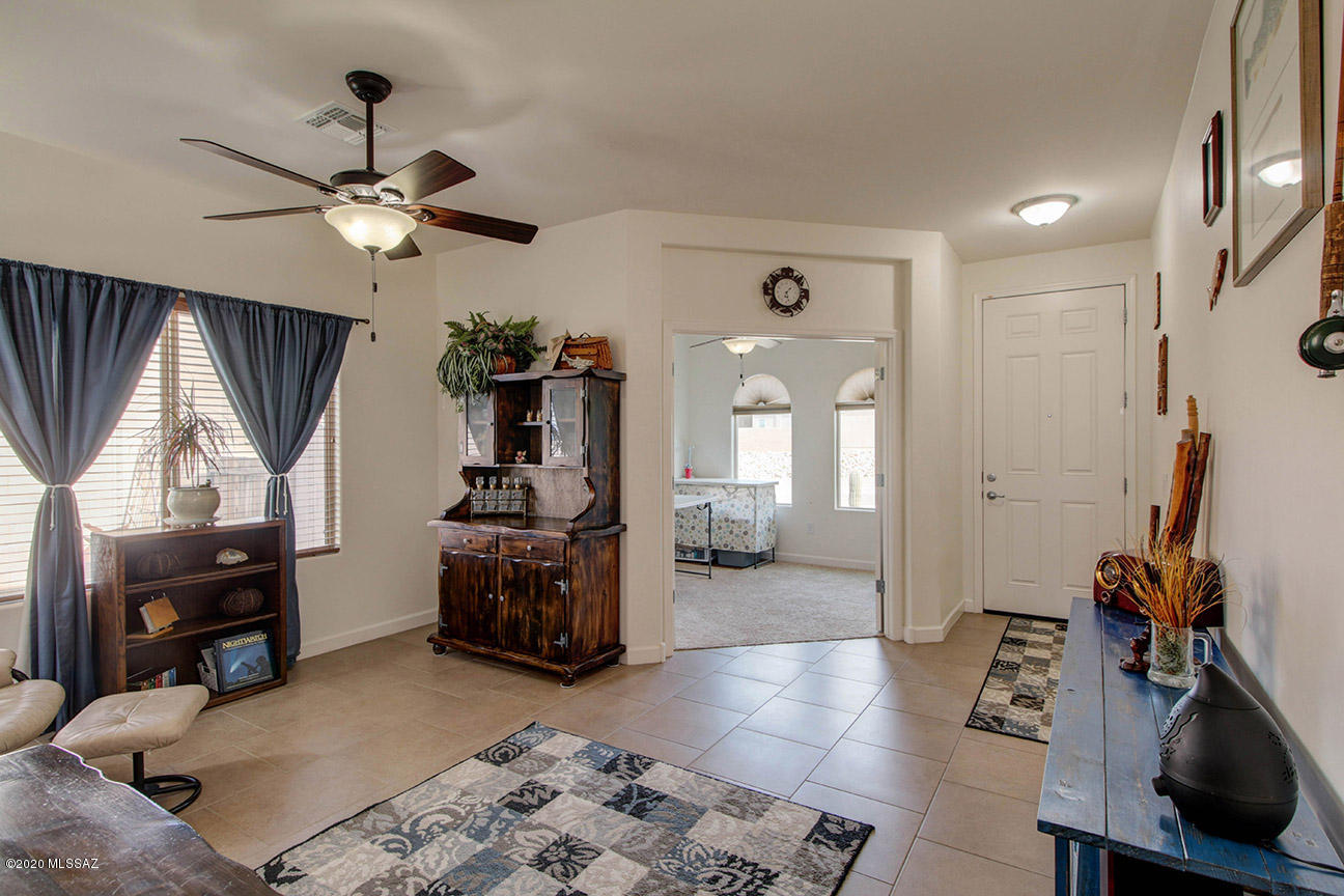 470 S Courts Redford Drive