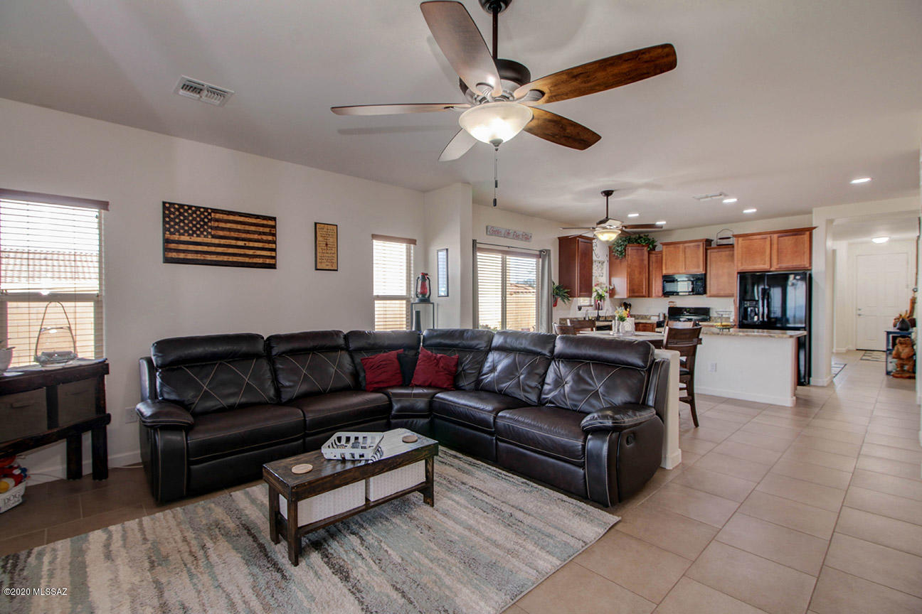 470 S Courts Redford Drive