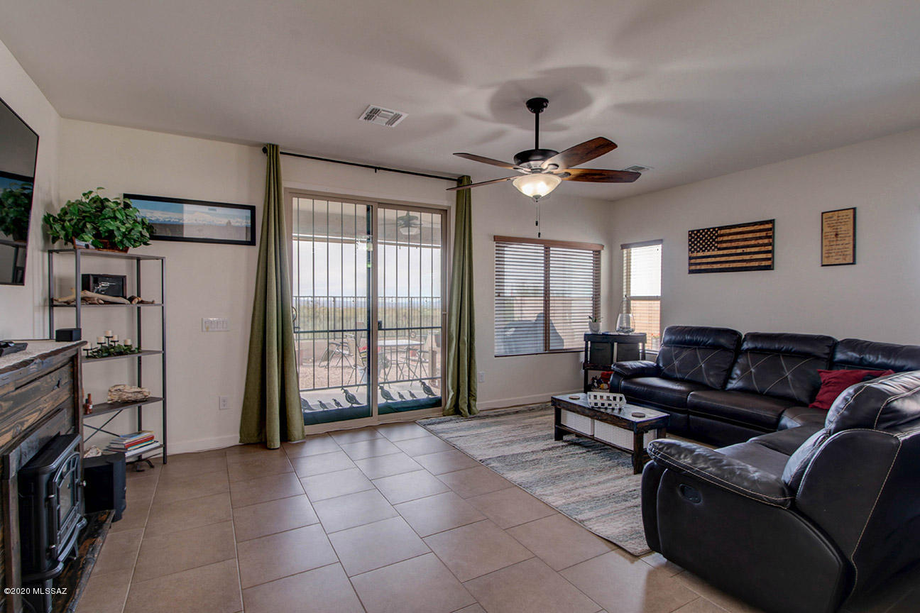 470 S Courts Redford Drive