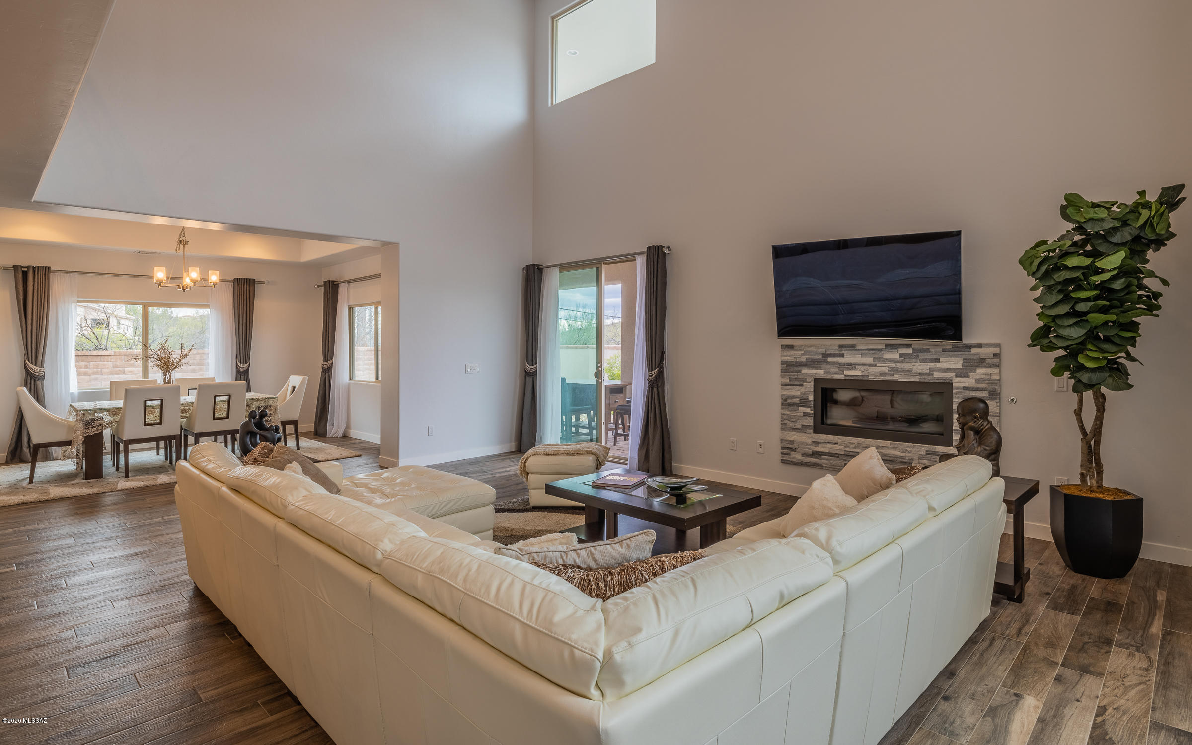 7730 Sabino Enclave Place