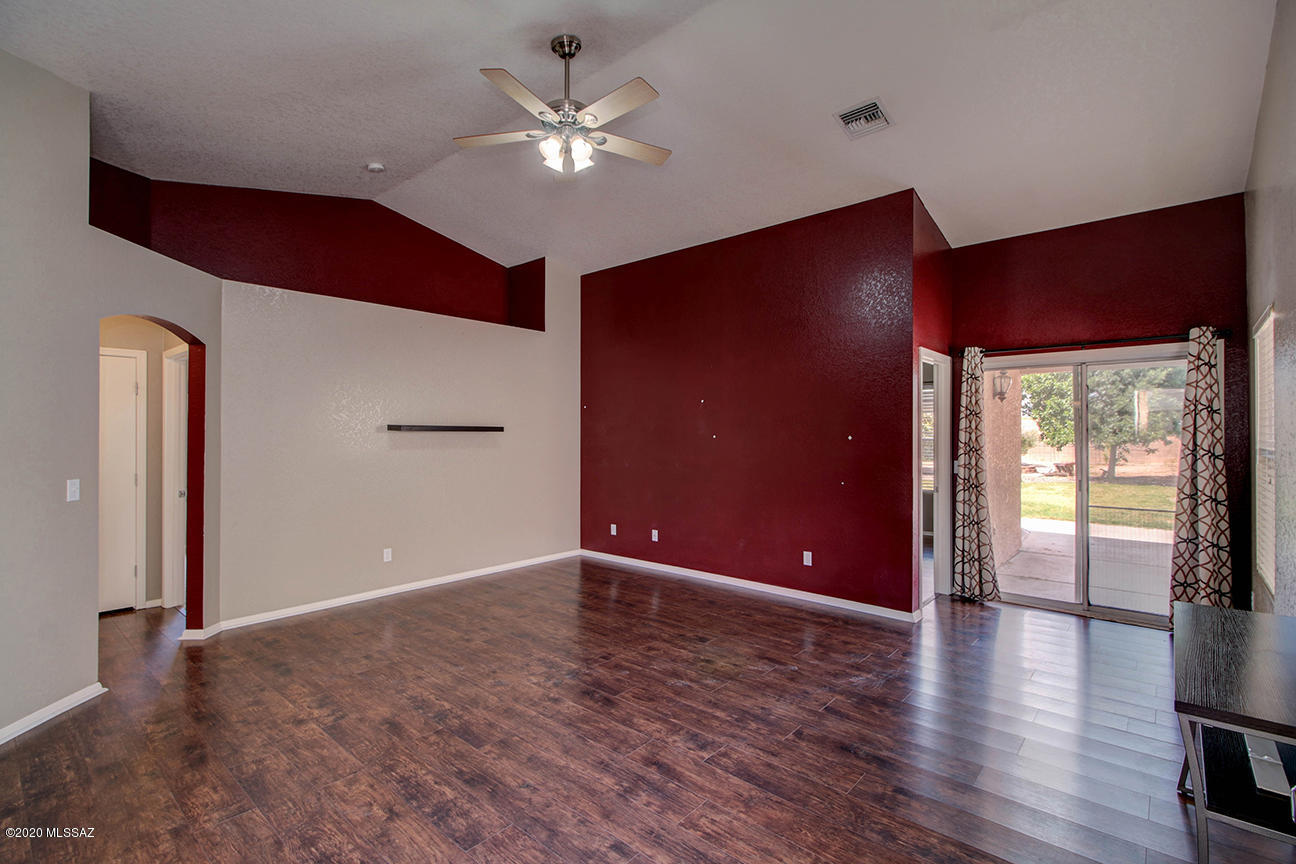 9133 E Muleshoe Street