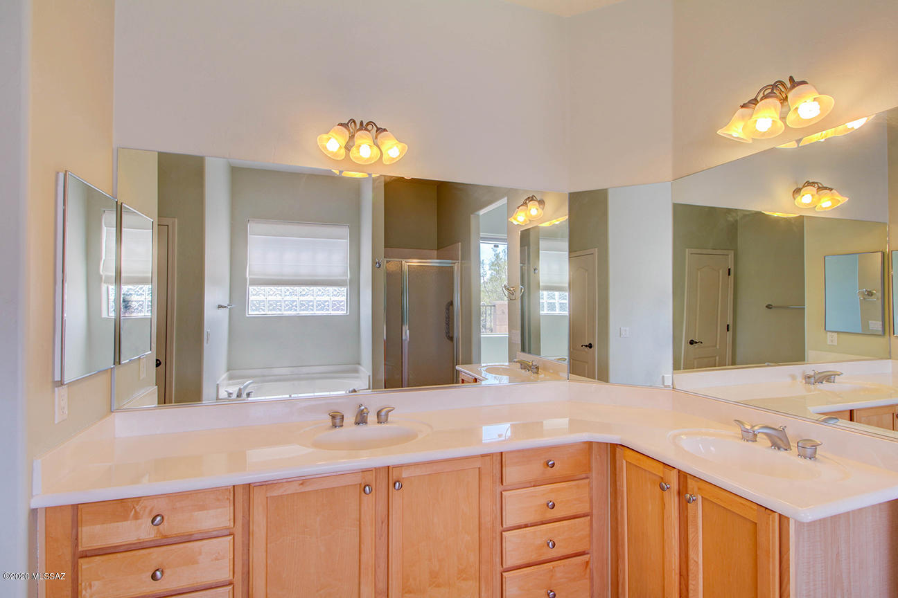 3537 S Sun Splash Drive