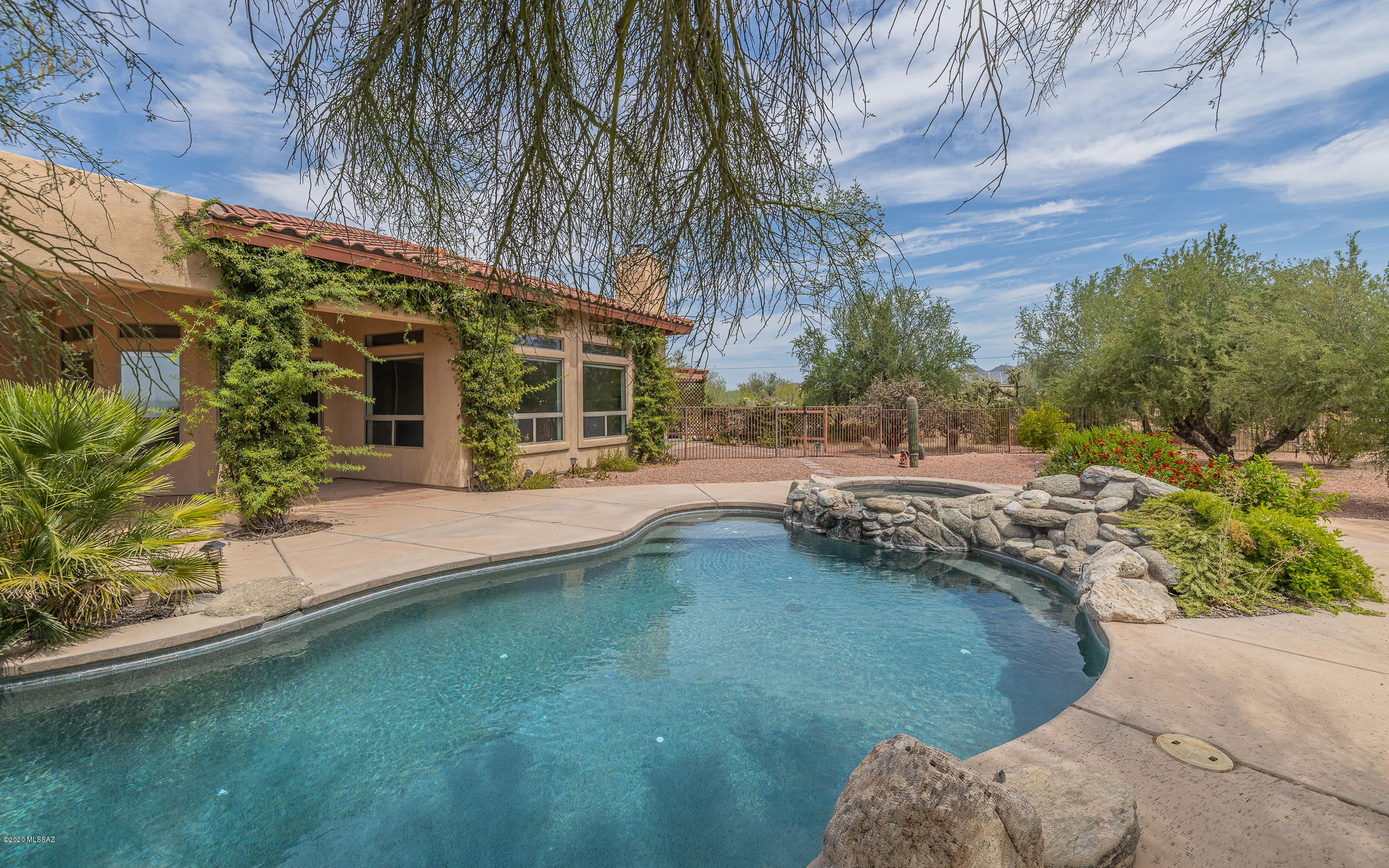 4655 W Flying Diamond Drive