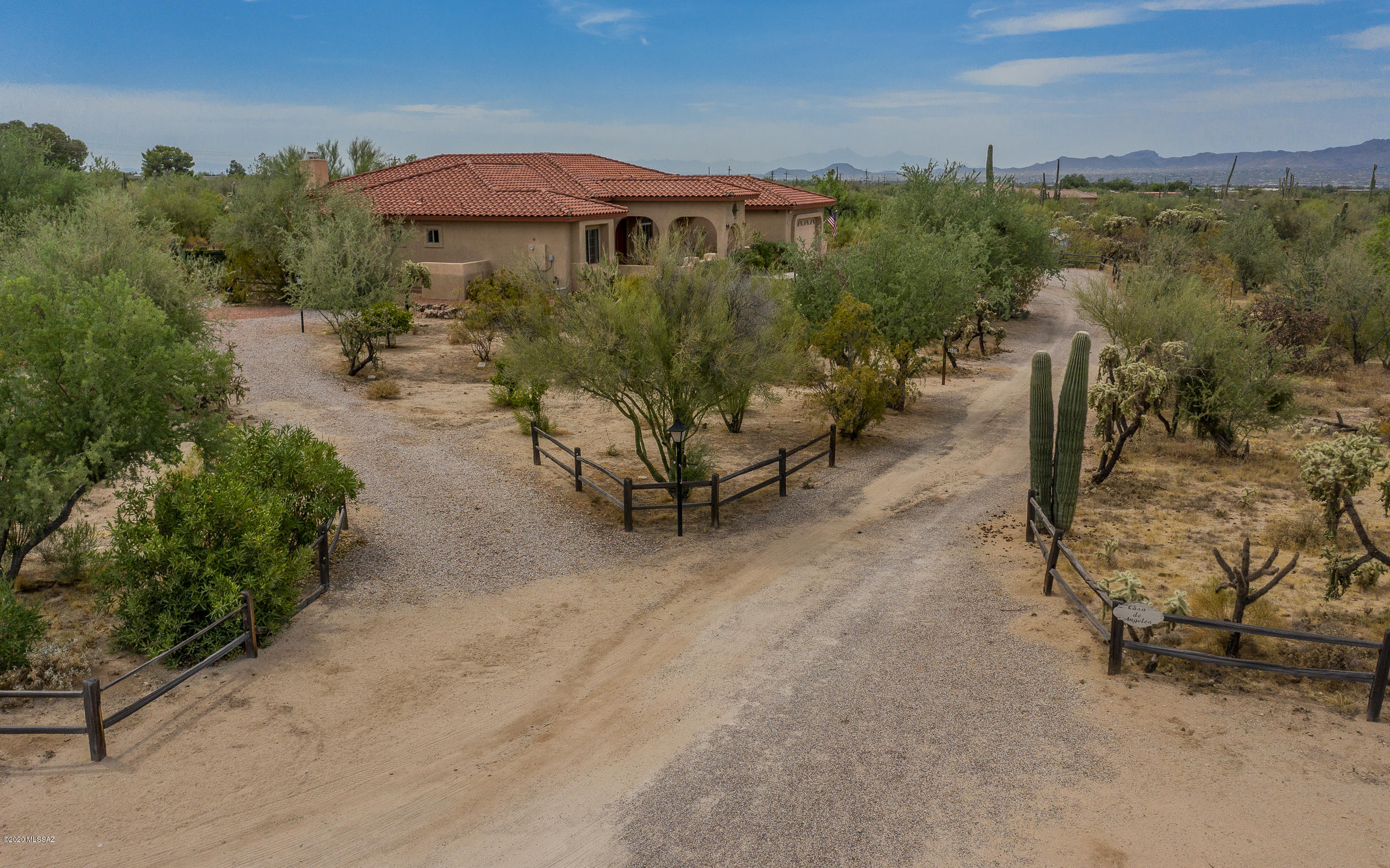 4655 W Flying Diamond Drive