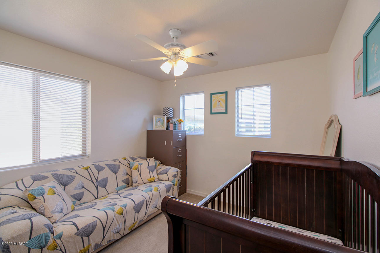 119 E Camino Limon Verde